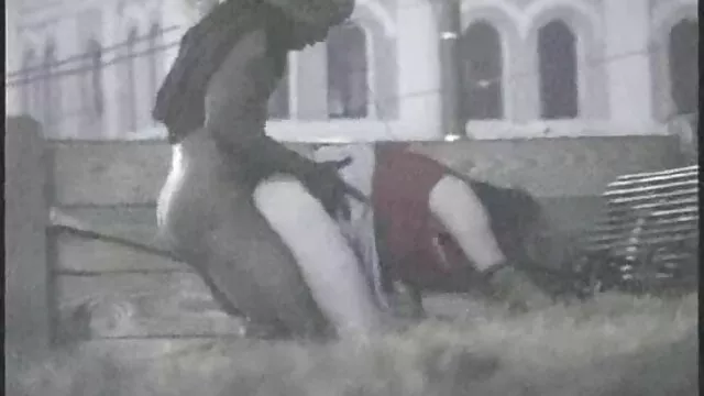 Ugly BBW ผู้หญิงสำส่อนขี่ไก่ยากในตำแหน่งเคาเกิร์ล ค ริ ป วีดีโอ โป้